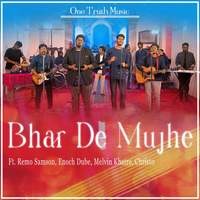 Bhar De Mujhe