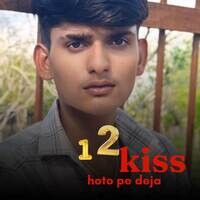 1 2kiss hoto pe deja