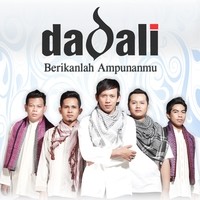 Disaat Patah Hati Mp3 Song Download By Dadali Disaat Patah Hati Listen Disaat Patah Hati Indonesian Song Free Online
