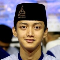 Kumpulan Sholawat Terbaik Gus Azmi