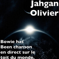 Bowie has Been chanson en direct sur le toit du monde.