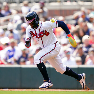 Ozuna, Albies power Braves' offense in 16-4 rout of Nats