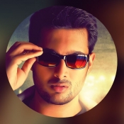 best of uday kiran music playlist best mp3 songs on gaana com best of uday kiran music playlist best